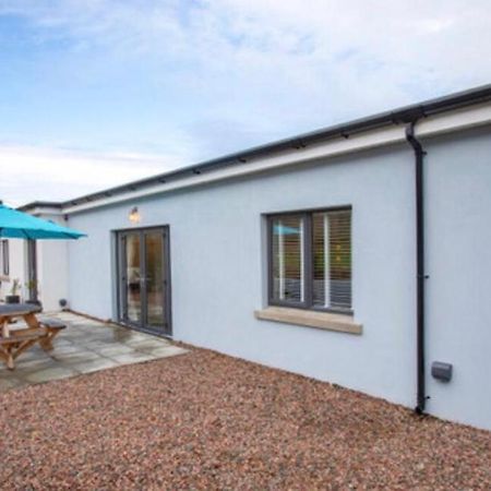 Josies Place At Waters Edge Self Catering Apartment Glenarm Esterno foto