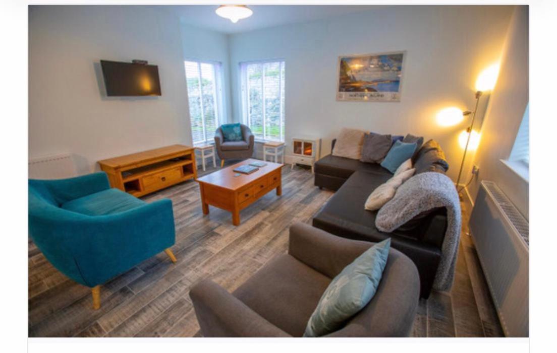 Josies Place At Waters Edge Self Catering Apartment Glenarm Esterno foto